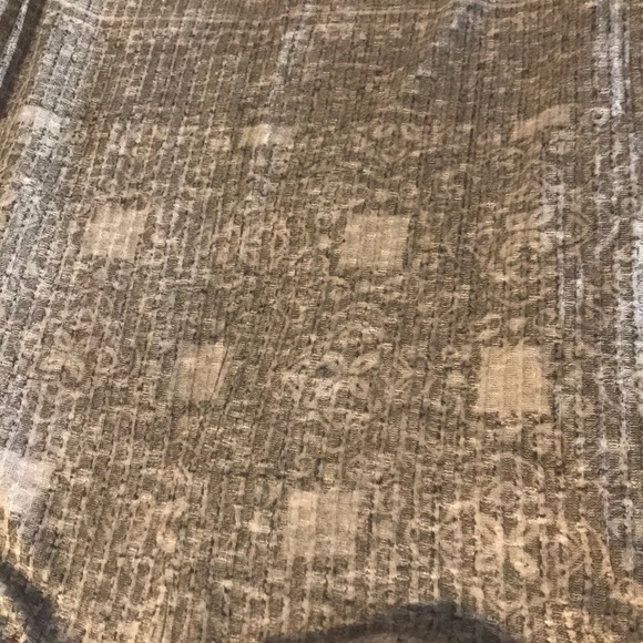 CHARLOTTE RUSSE Cover-Up - Picture 4 of 4